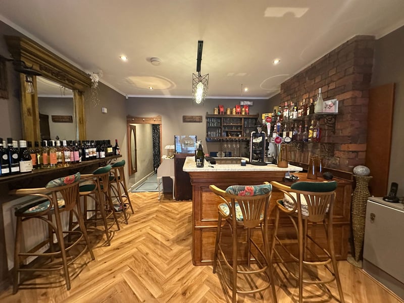 3-bedroom other at Ecclesall Road, S11 - Photo 3 of 17