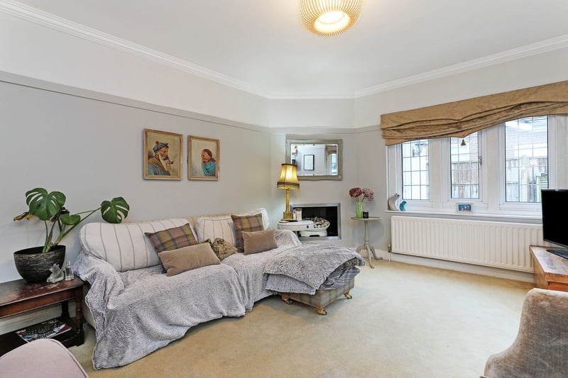 5-bedroom detached at Manchester Road, S10 - Photo 4 of 33
